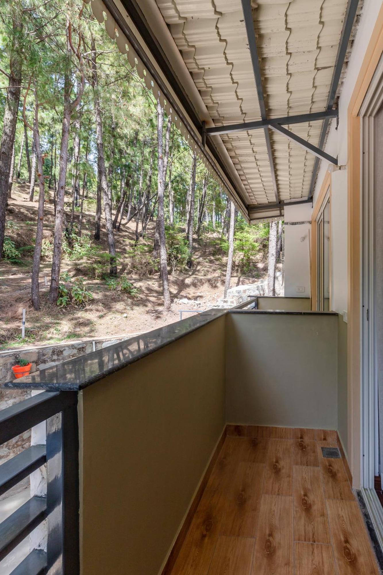 Pine Maderas By Embrace Apartamento Kasauli Exterior foto